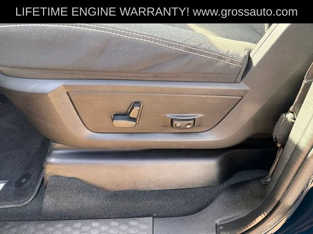 Used 2022 RAM 2500 Big Horn w/ Night Edition AWD/4WD image 13