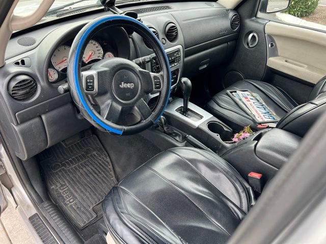 Used 2003 Jeep Liberty Limited AWD/4WD image 15
