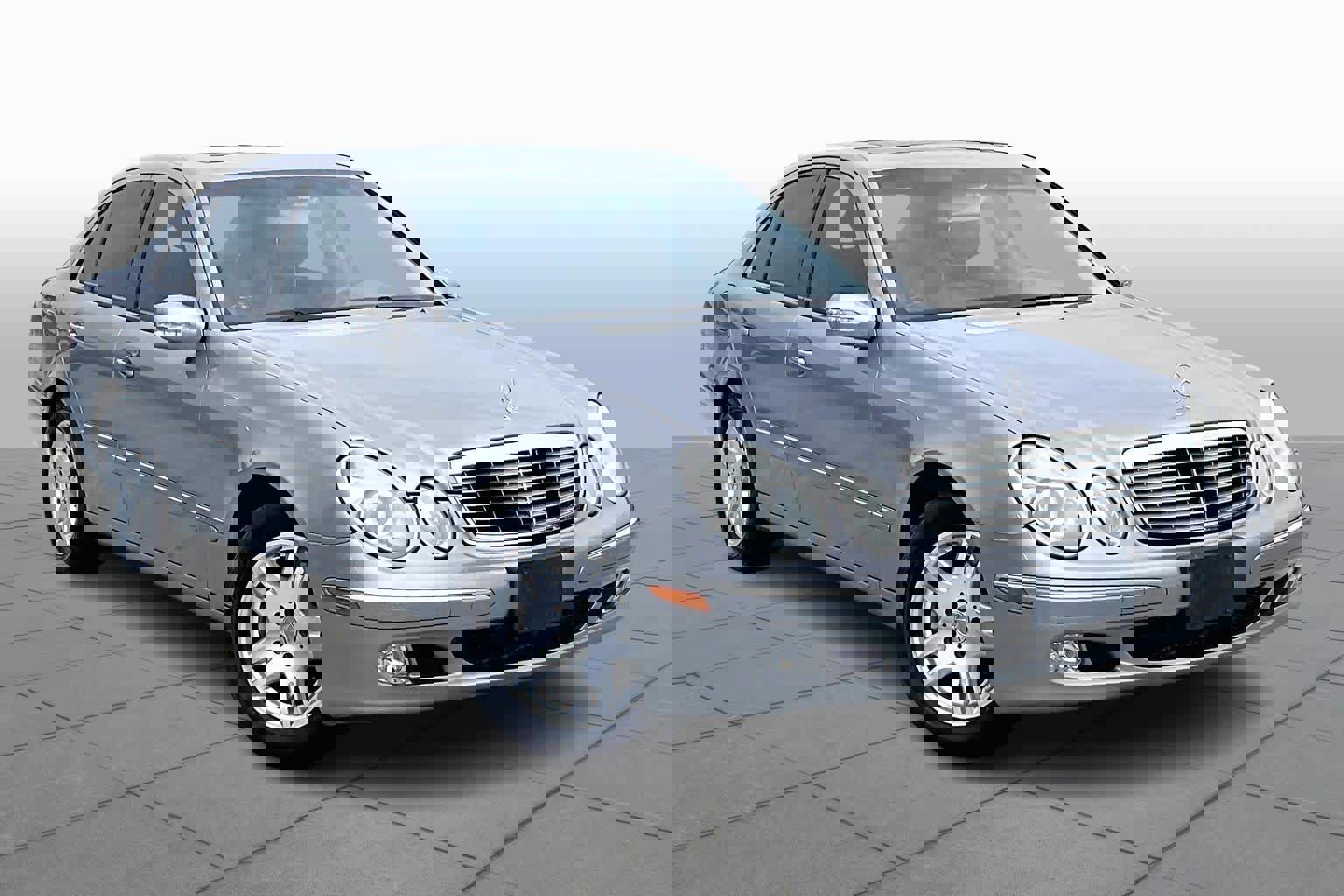 Used 2005 Mercedes-Benz E 320 Sedan image 2