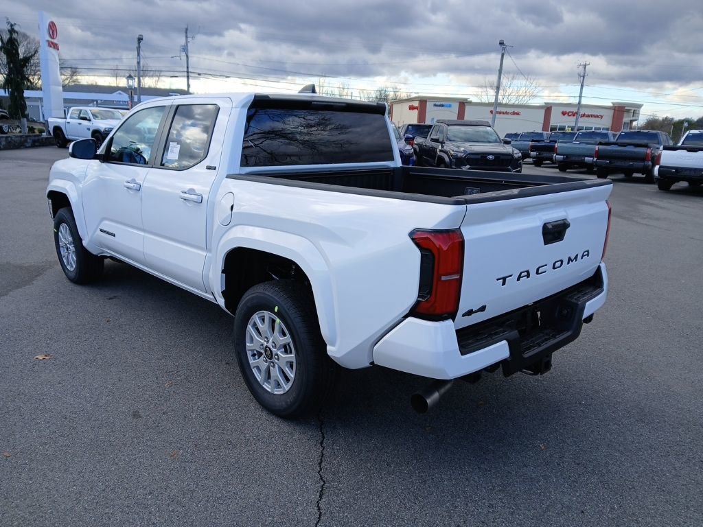 New 2026 Toyota Tacoma SR5 image 3