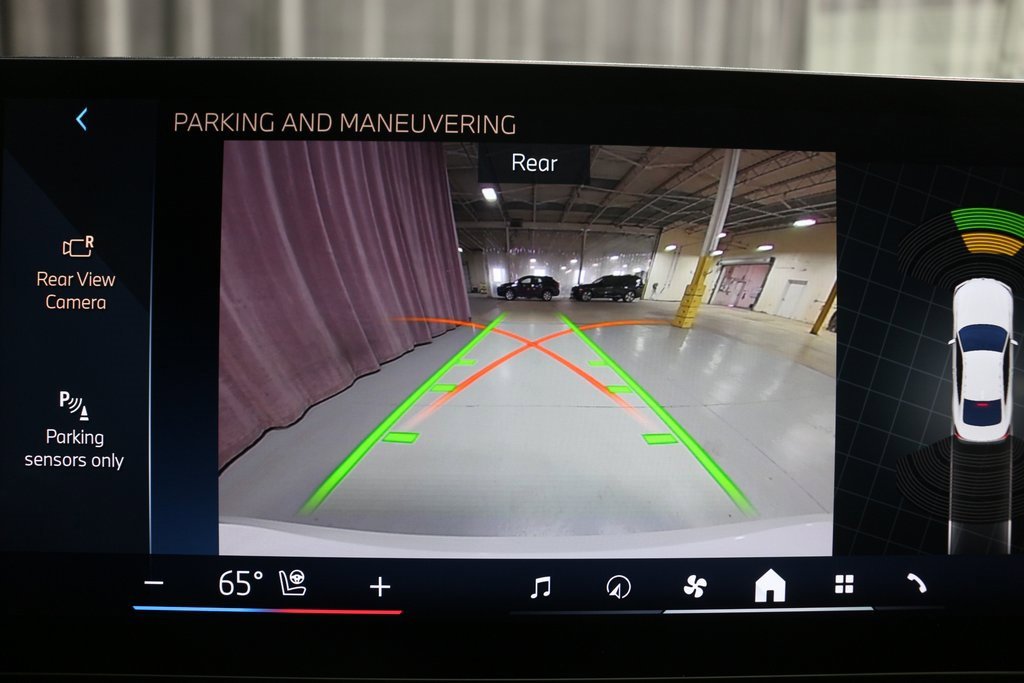 Used 2025 BMW 430i xDrive Coupe w/ M Sport Package image 17