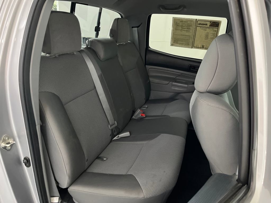 Used 2015 Toyota Tacoma 4x4 Double Cab image 31