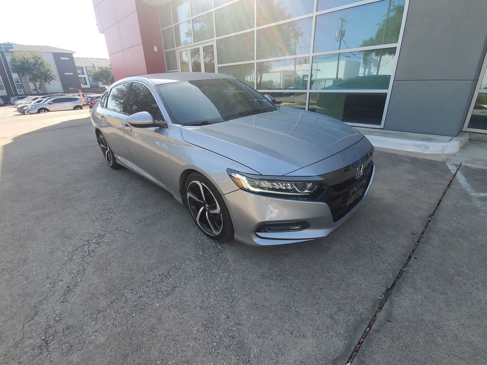 Used 2019 Honda Accord Sport image 9