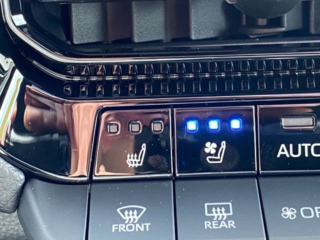 New 2027 Toyota Land Cruiser w/ Premium Package AWD/4WD image 19