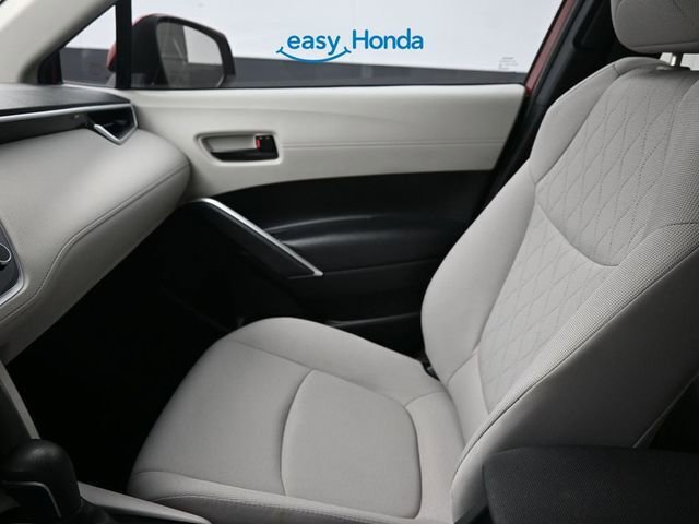 Used 2024 Toyota Corolla Cross LE image 13