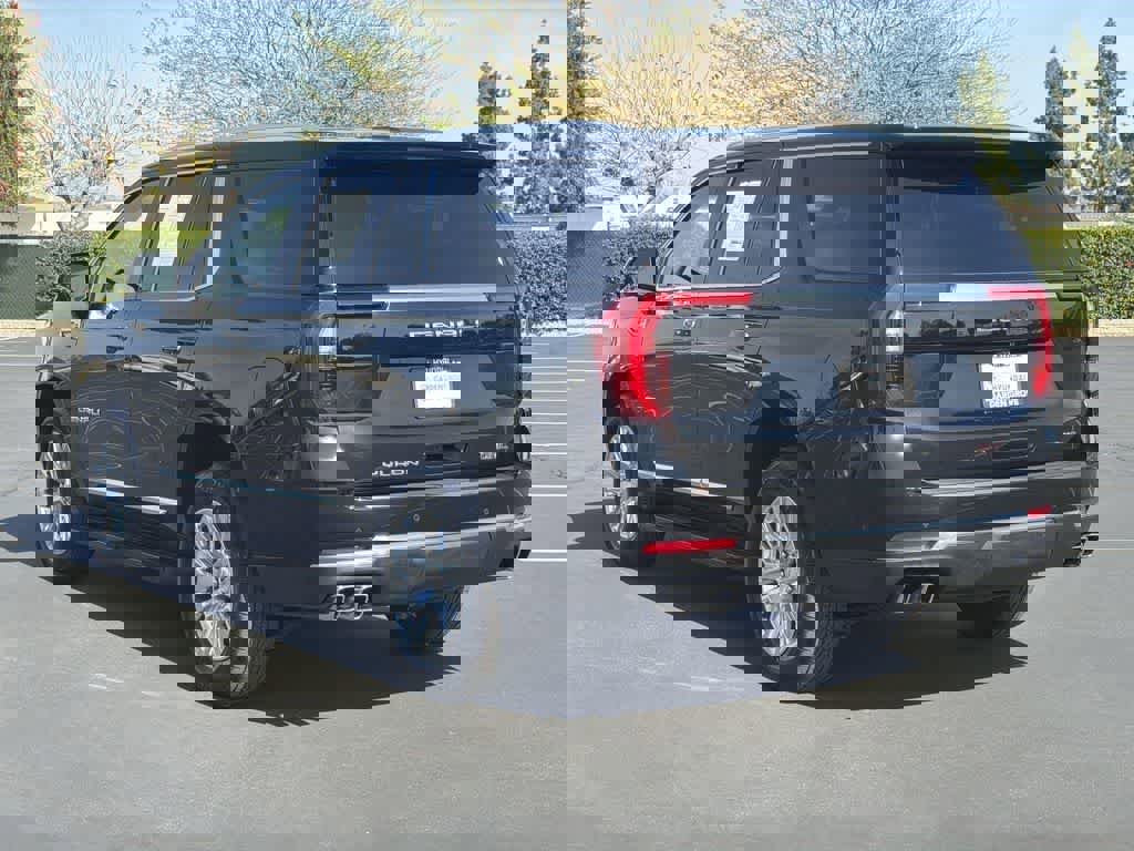 Used 2025 GMC Yukon Denali image 4