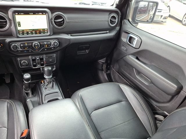 Used 2021 Jeep Wrangler Unlimited Sahara w/ Cold Weather Group AWD/4WD image 16