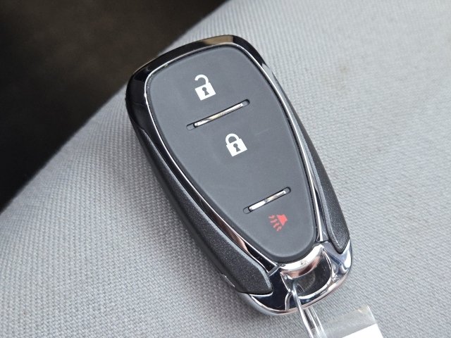Used 2020 Chevrolet Equinox LS w/ LS Convenience Package FWD image 21