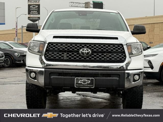 Used 2020 Toyota Tundra SR5 w/ SR5 Leather Package AWD/4WD image 3