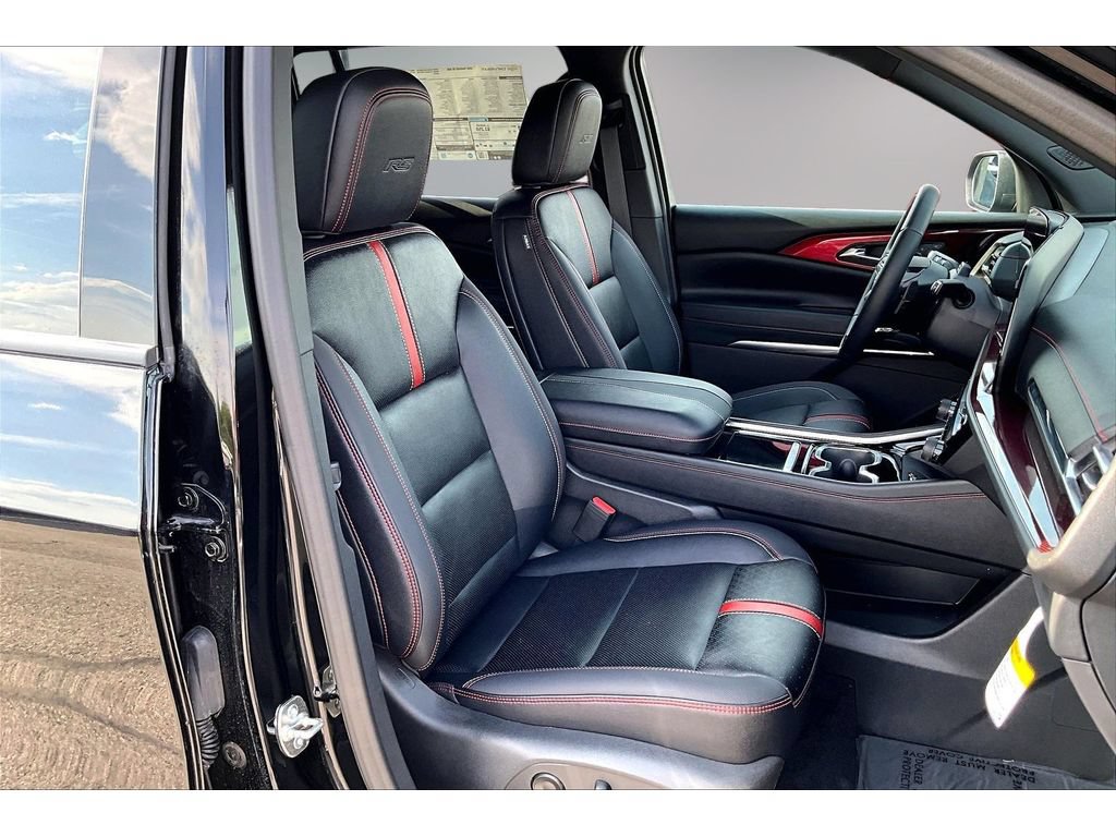 New 2026 Chevrolet Traverse RS AWD/4WD image 11