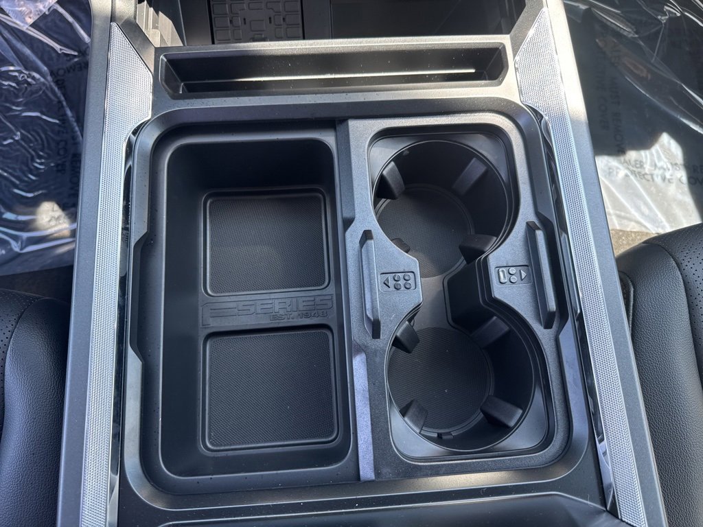 New 2025 Ford F350 Lariat w/ Lariat Ultimate Package image 28