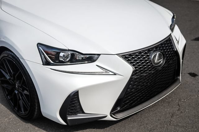 Used 2018 Lexus IS 300 F Sport w/ F Sport Package AWD/4WD image 9