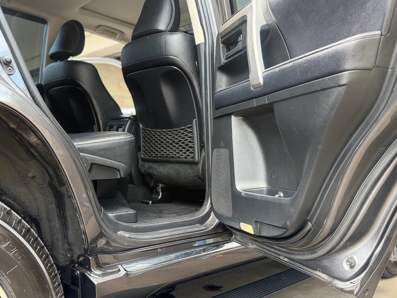 Used 2018 Toyota 4Runner Limited AWD/4WD image 48