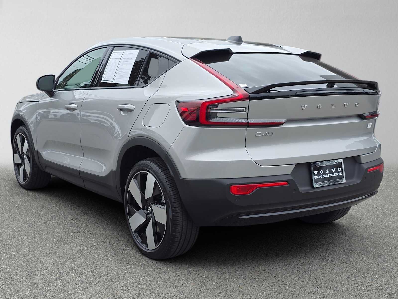 Certified 2023 Volvo C40 P8 Recharge Plus w/ Climate Package AWD/4WD image 6