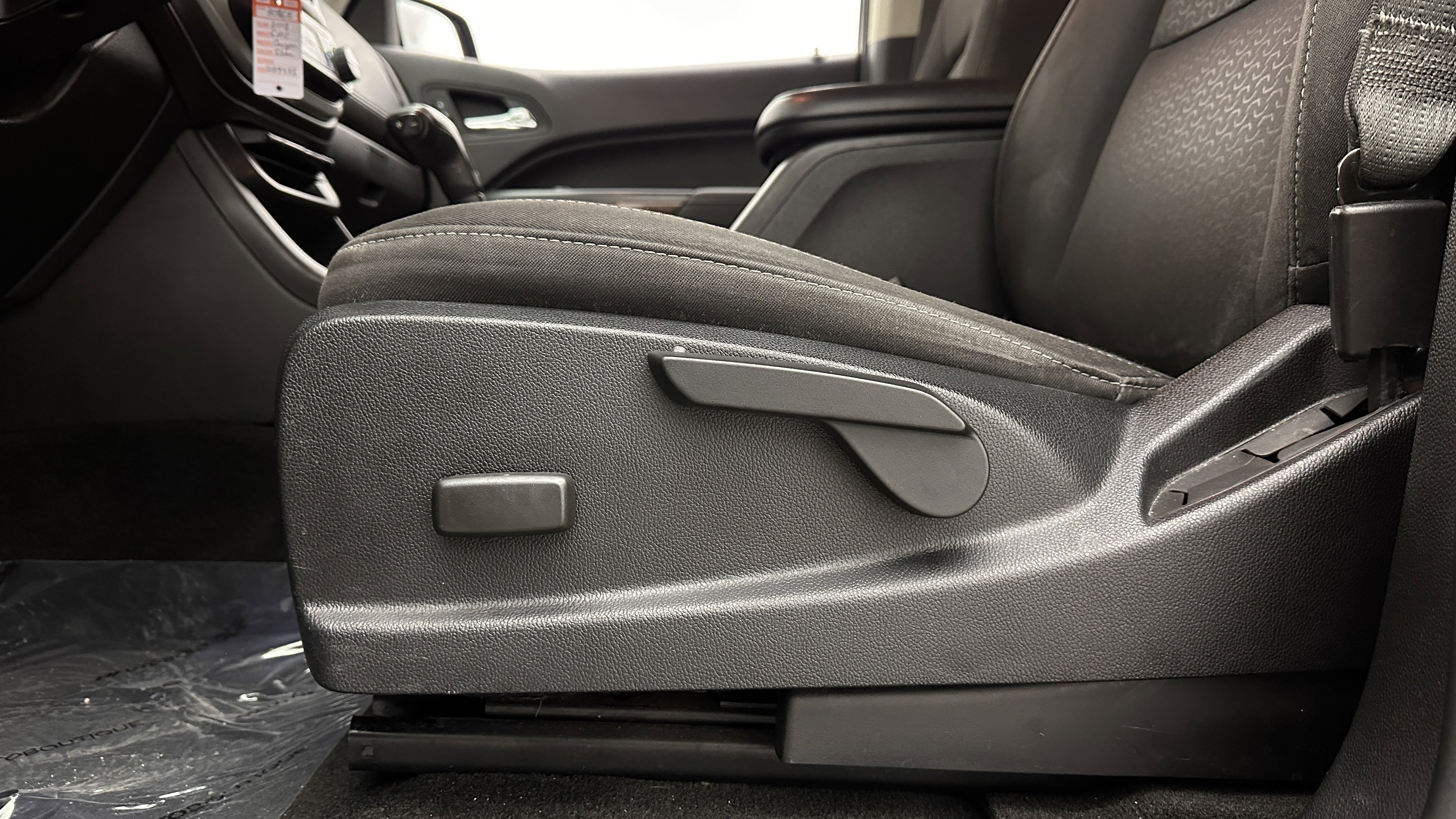 Used 2018 GMC Canyon SLE w/ SLE Convenience Package image 12