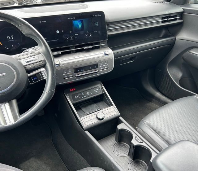 Used 2024 Hyundai Kona Limited AWD/4WD image 22