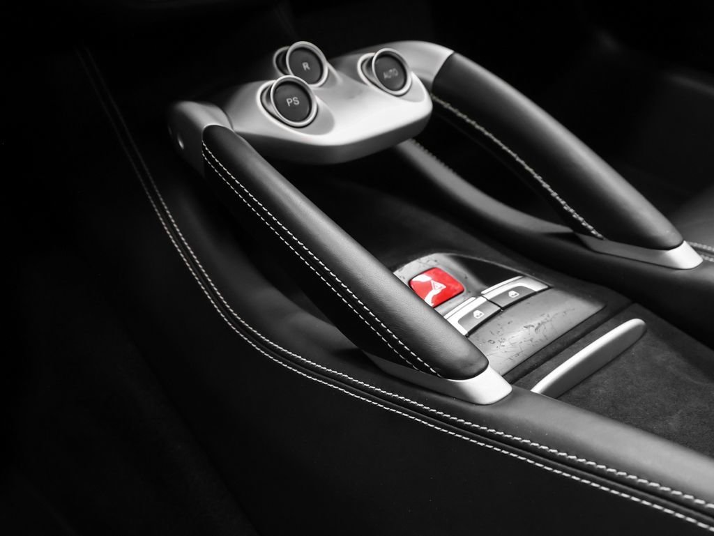 Certified 2014 Ferrari FF AWD/4WD image 58