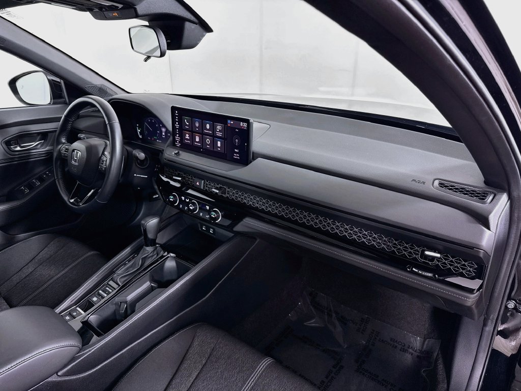 Used 2024 Honda Accord Sport image 29