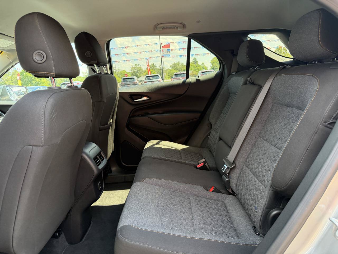 Used 2024 Chevrolet Equinox LT FWD image 18