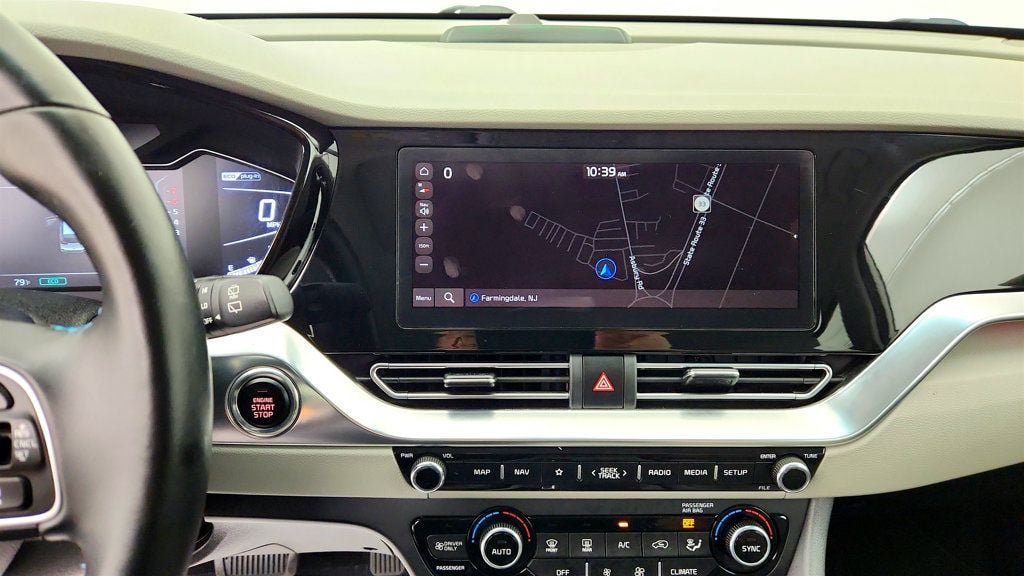 Used 2022 Kia Niro EX Premium FWD image 19