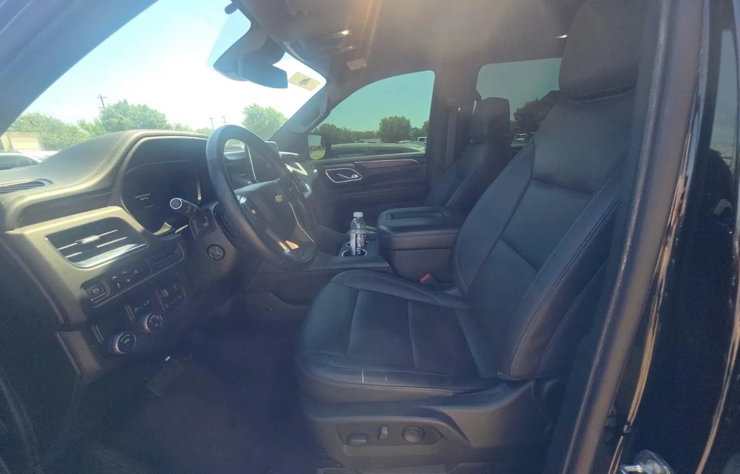 Used 2023 Chevrolet Suburban LT w/ LT Signature Package RWD image 53