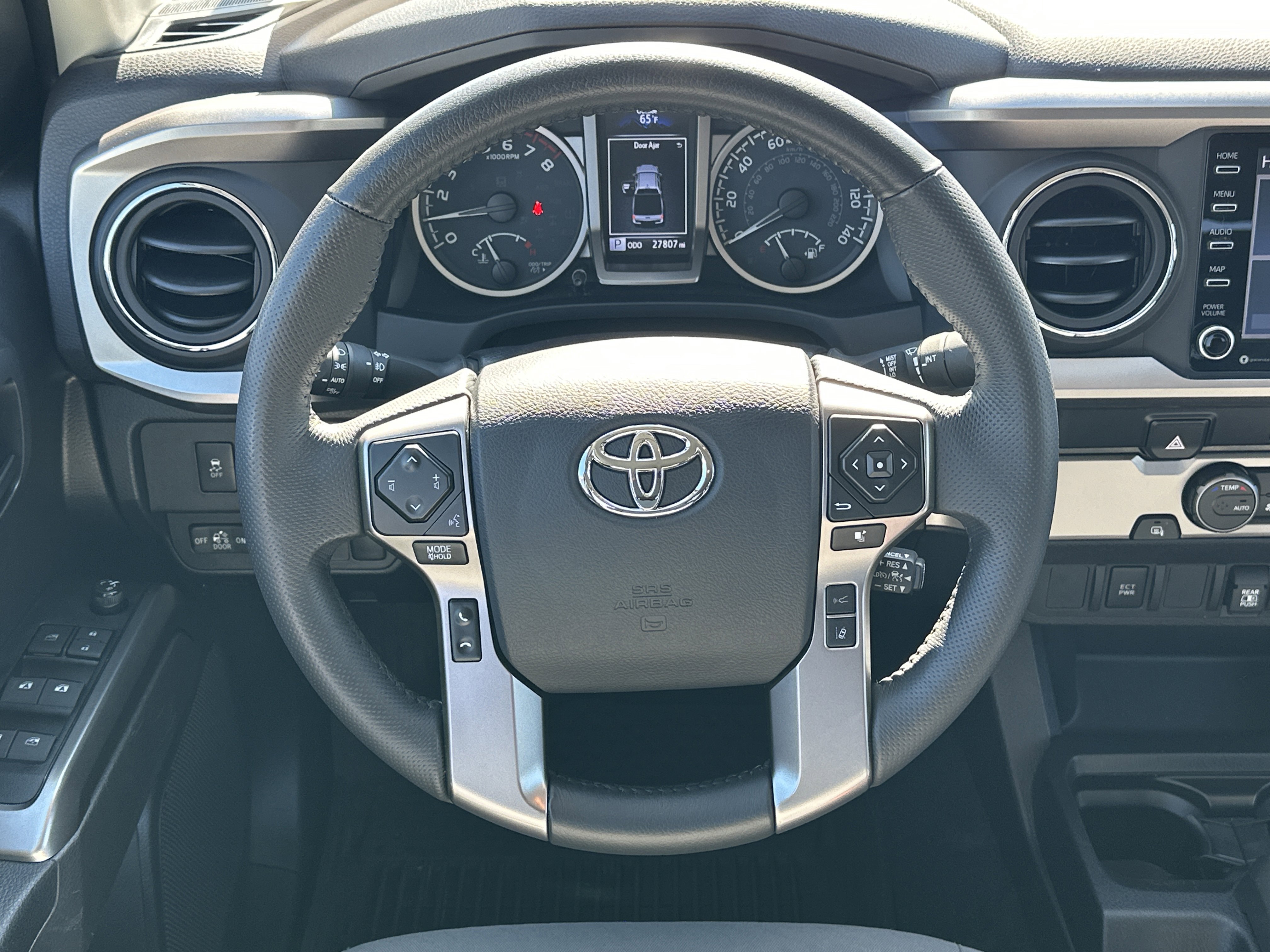 Used 2023 Toyota Tacoma TRD Off-Road image 24
