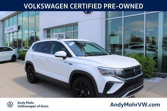 Used 2022 Volkswagen Taos SE w/ Panoramic Sunroof Package