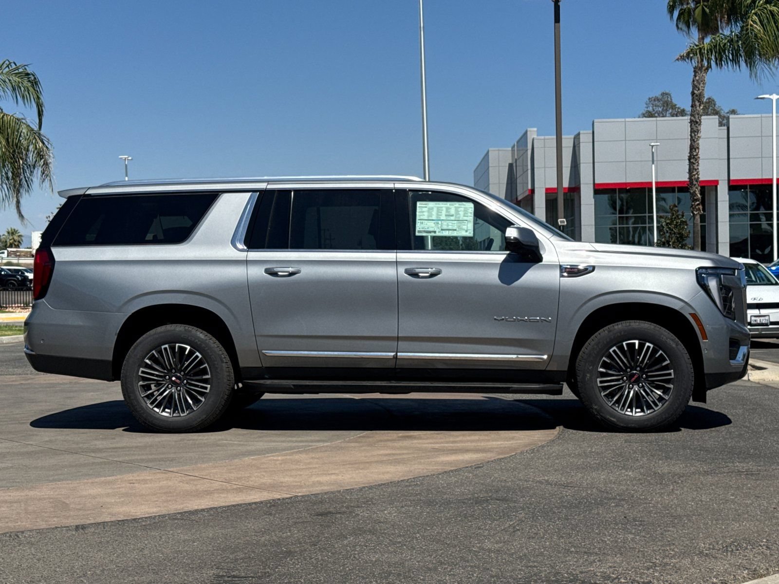 New 2026 GMC Yukon XL Elevation w/ Elevation Premium Package AWD/4WD image 3