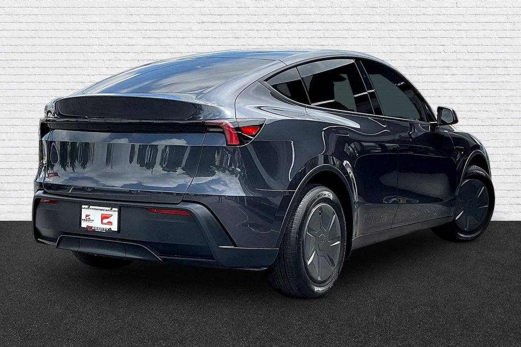 Used 2026 Tesla Model Y 2WD image 6