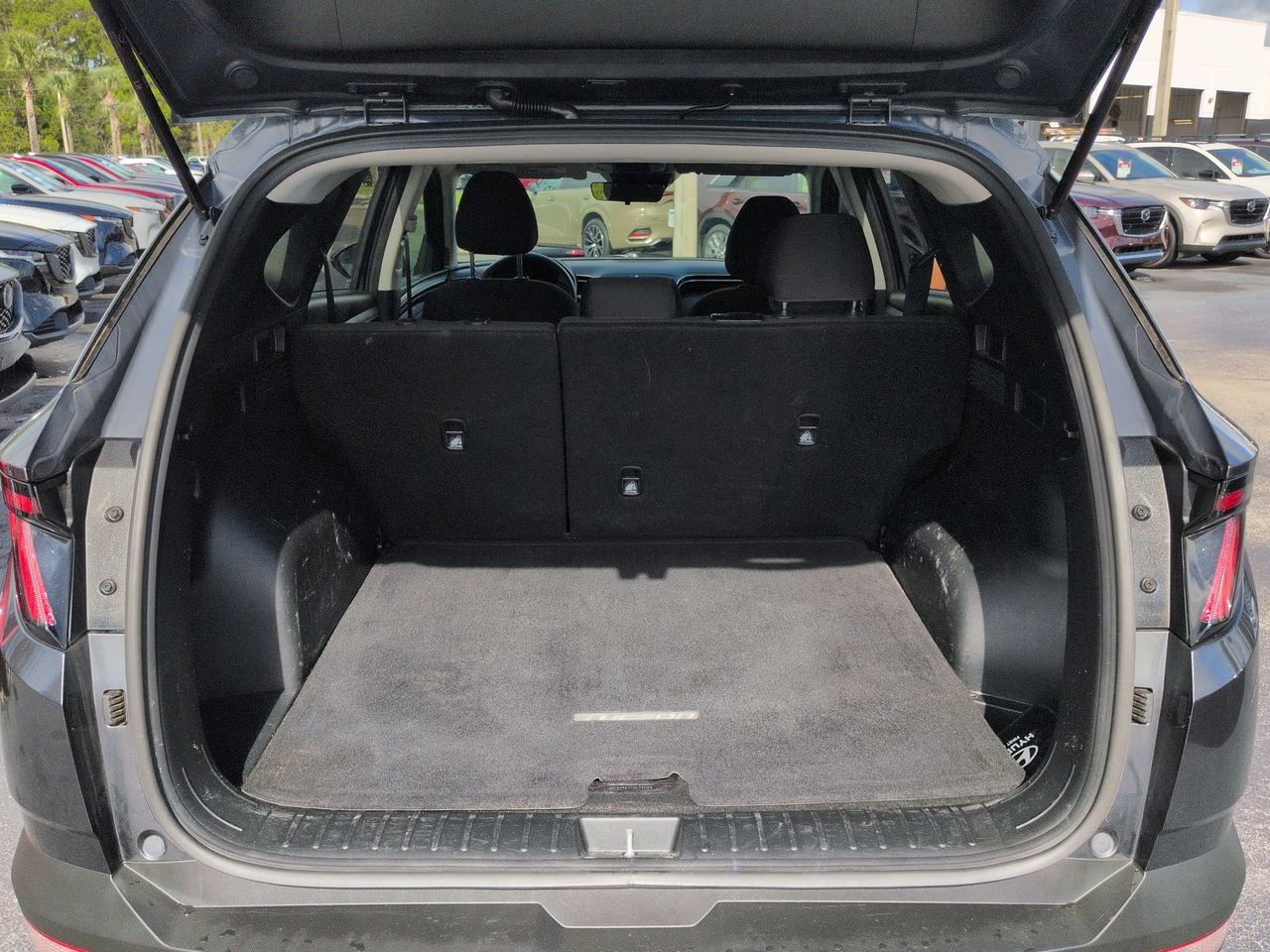 Used 2022 Hyundai Tucson SEL w/ Cargo Package FWD image 13