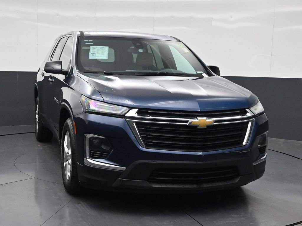 Used 2022 Chevrolet Traverse LS FWD image 8