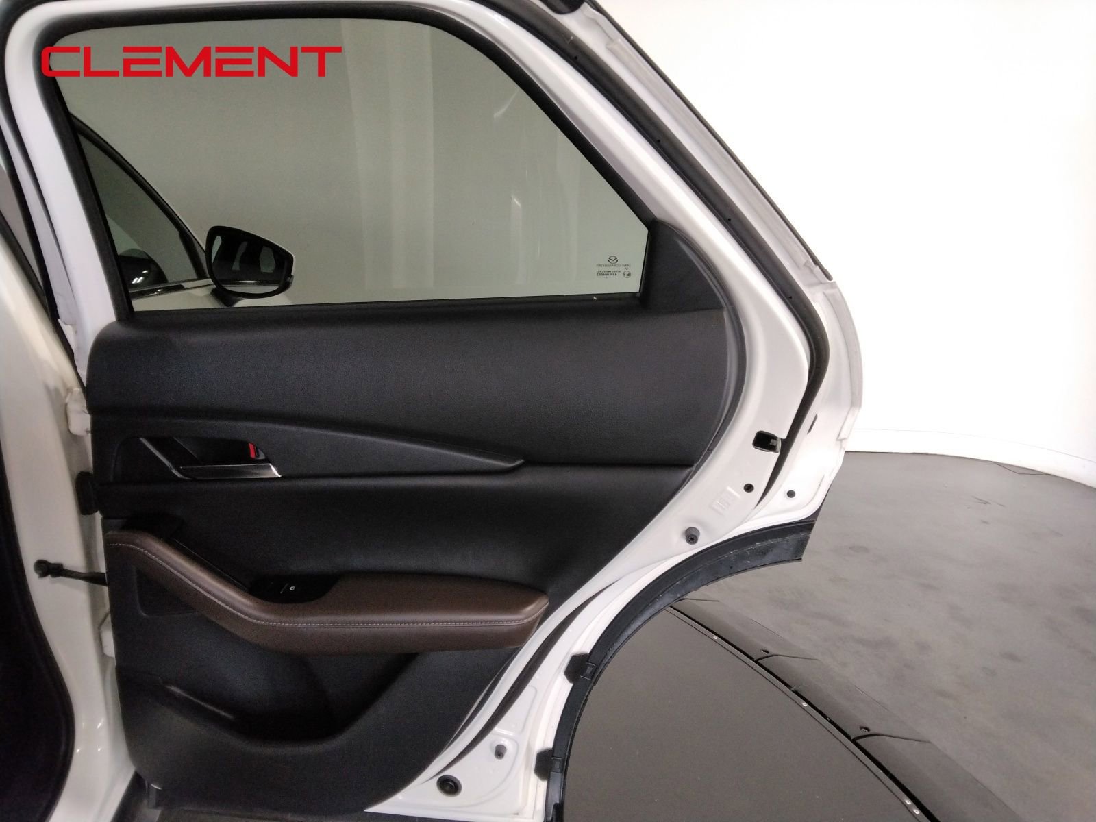 Used 2023 MAZDA CX-30 AWD 2.5 S w/ Premium Package image 37