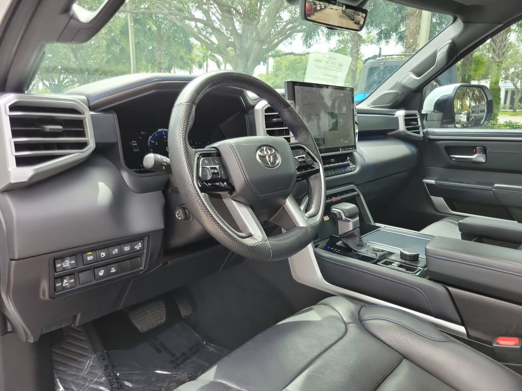 Used 2024 Toyota Tundra Platinum AWD/4WD image 17
