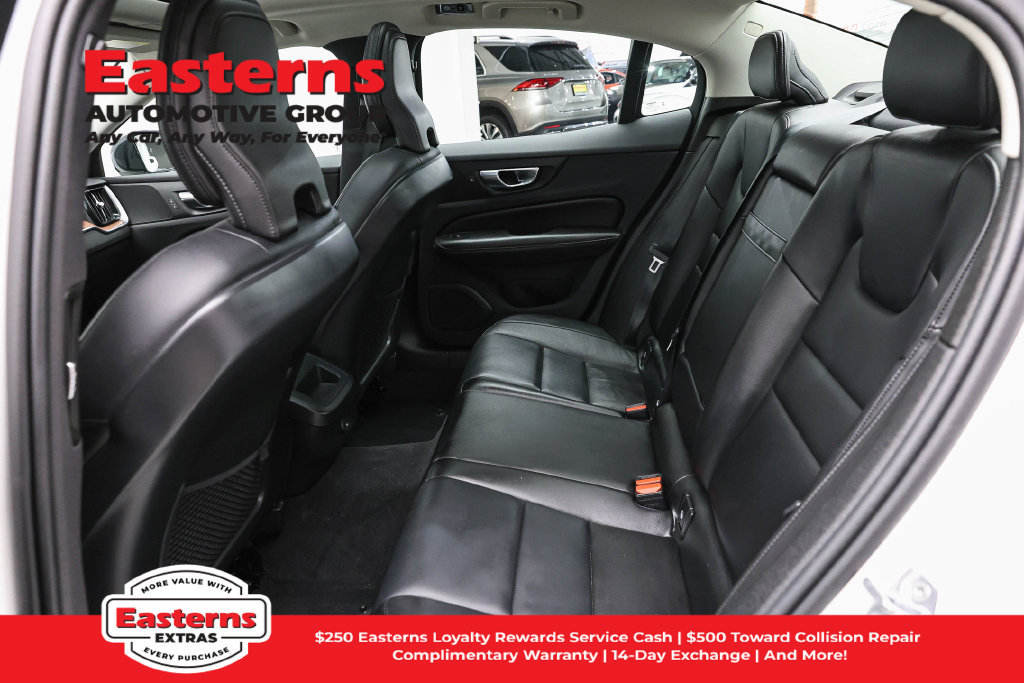 Used 2022 Volvo S60 B5 Inscription FWD image 22