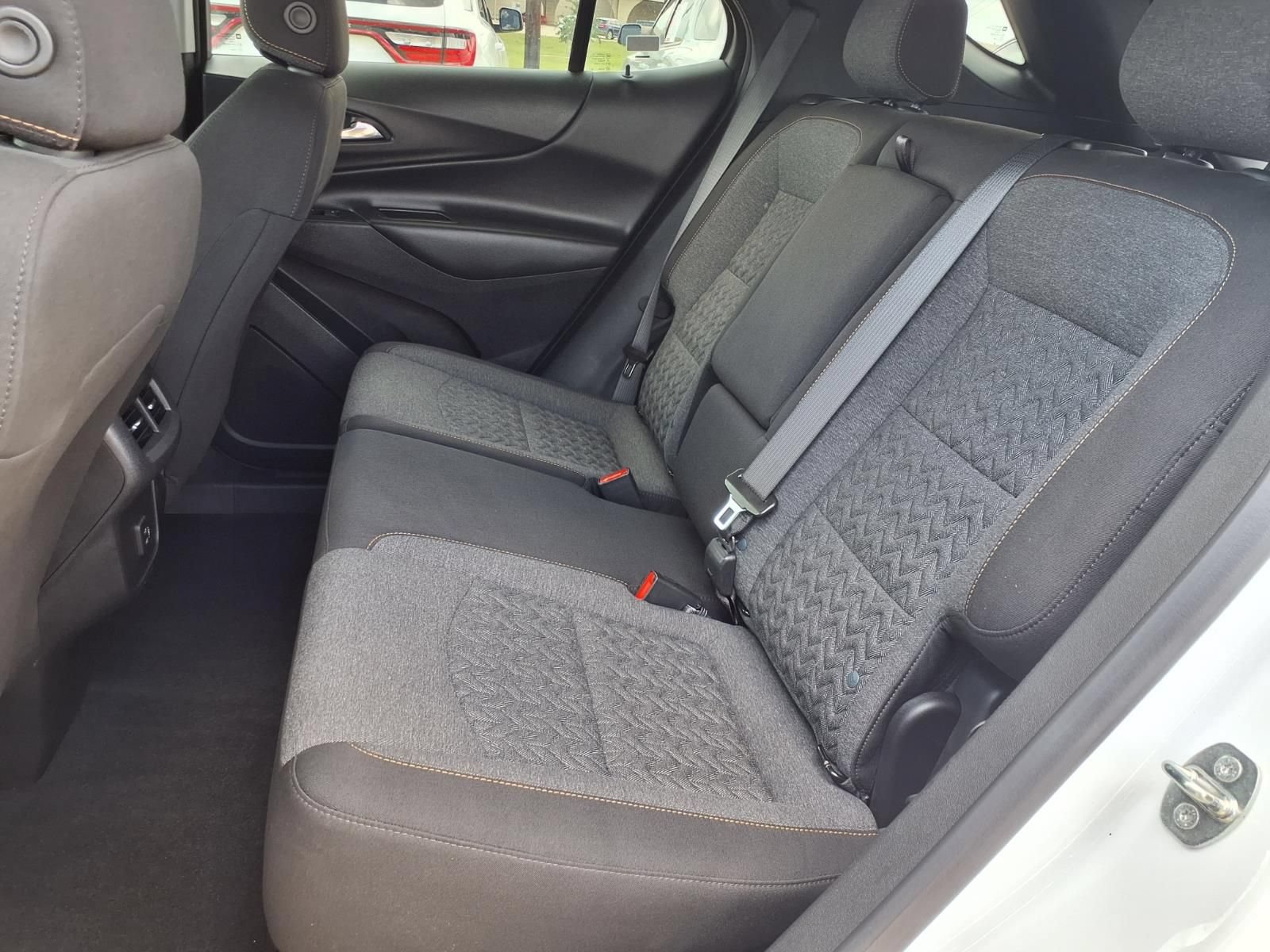 Used 2023 Chevrolet Equinox LT FWD image 24