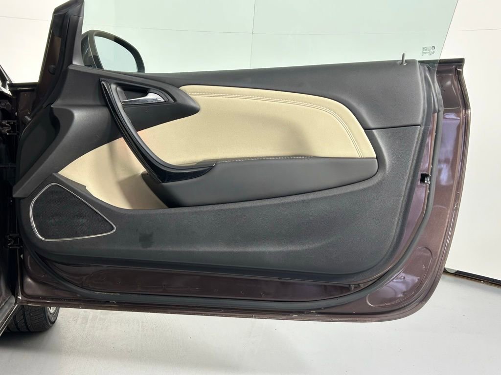 Used 2017 Buick Cascada Premium image 13