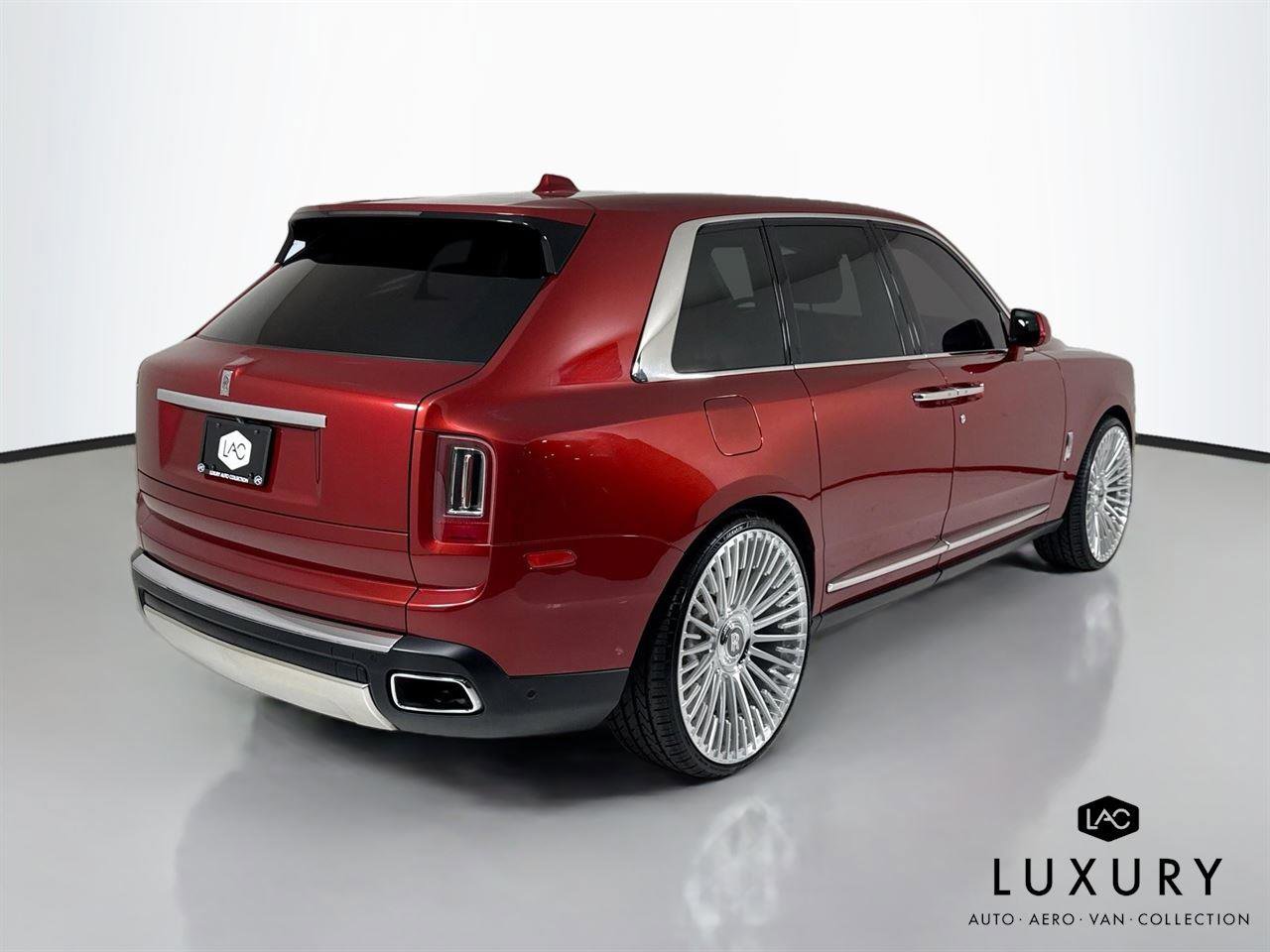 Used 2019 Rolls-Royce Cullinan image 6