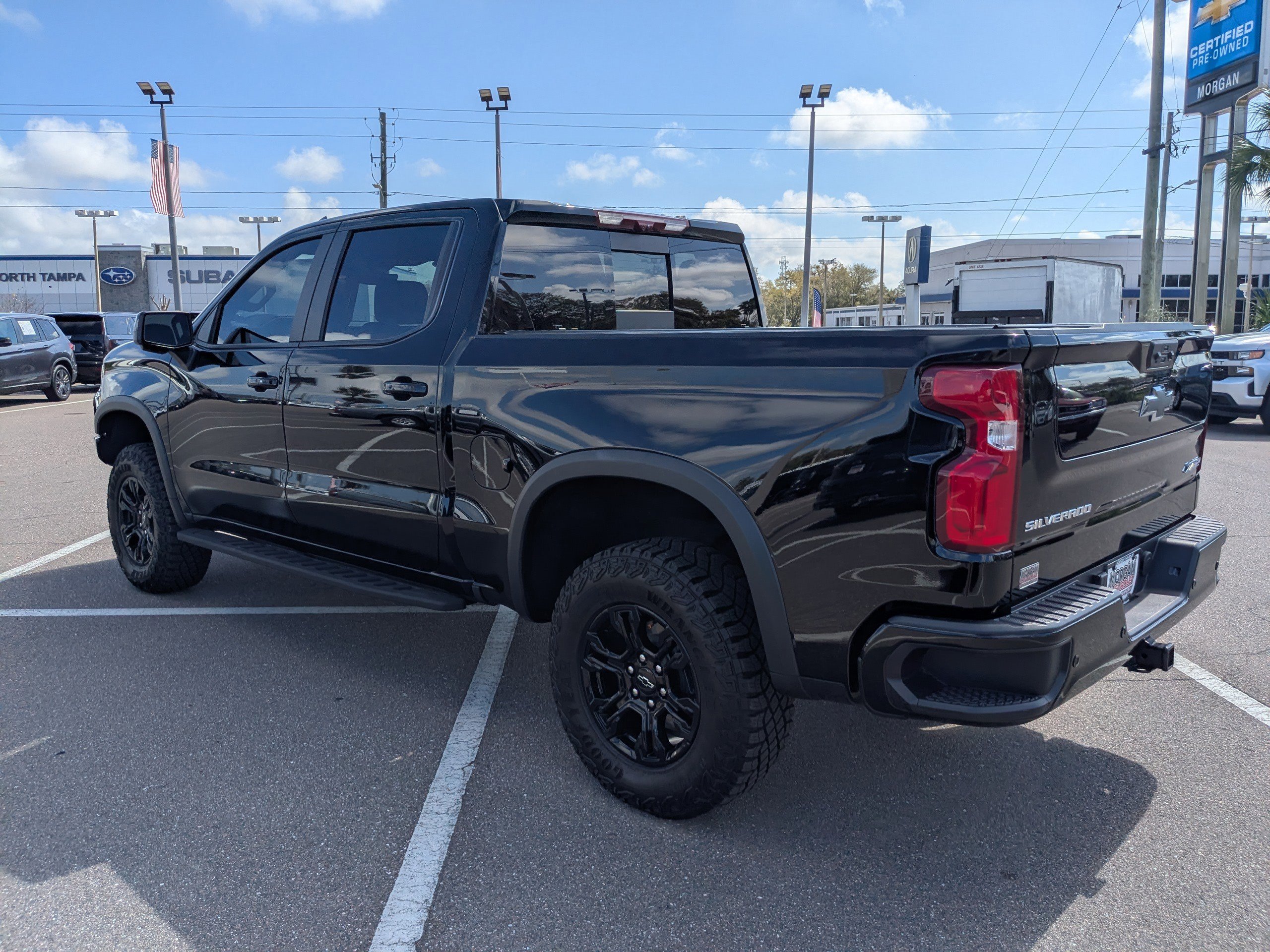 Used 2025 Chevrolet Silverado 1500 ZR2 w/ Technology Package image 6