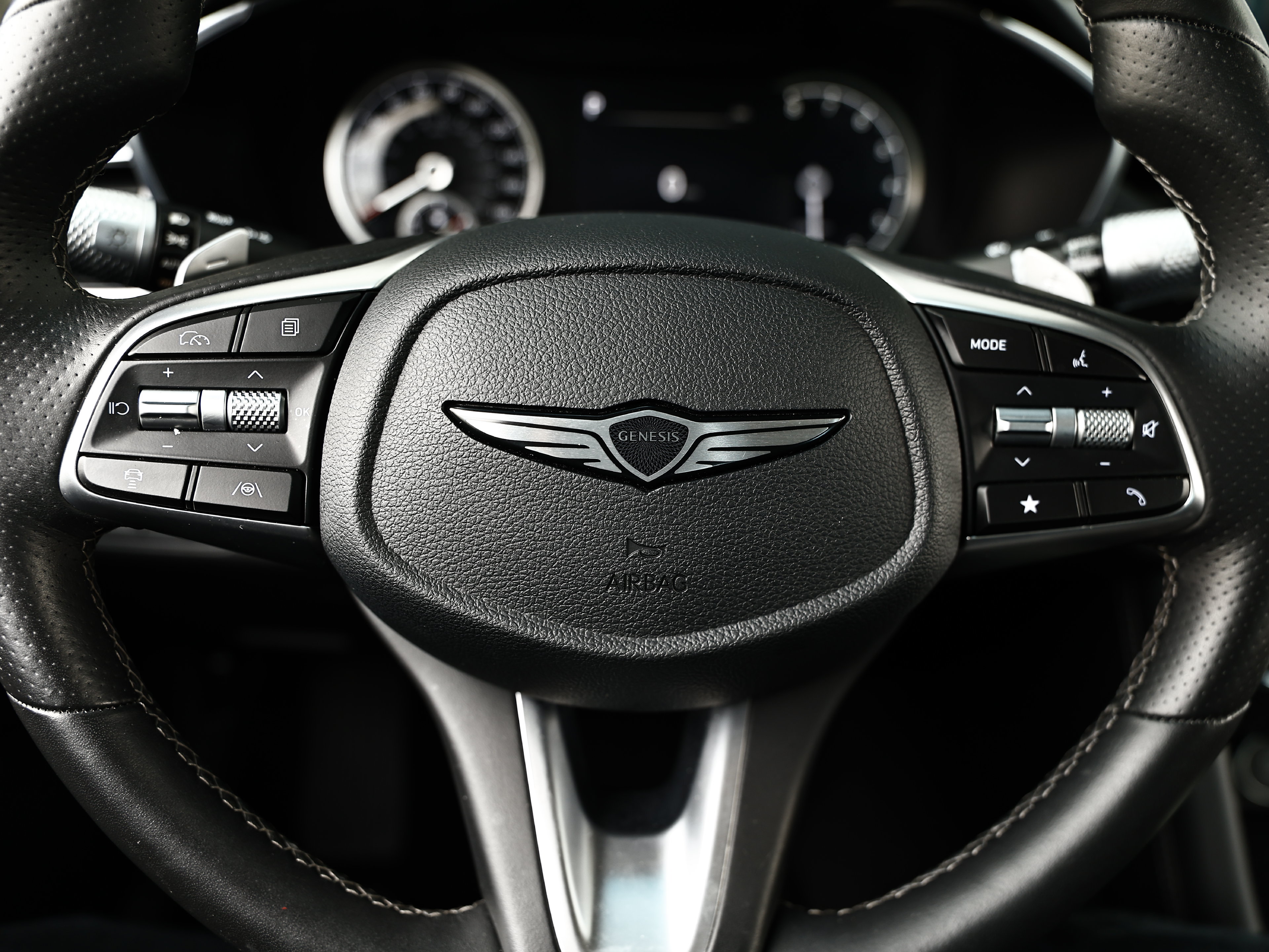 Used 2026 Genesis G70 2.5T AWD/4WD image 32