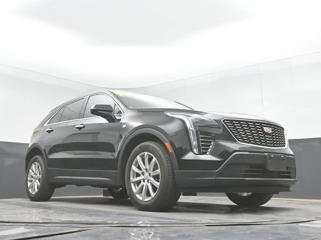 Used 2023 Cadillac XT4 Luxury w/ Cold Weather Package FWD image 27