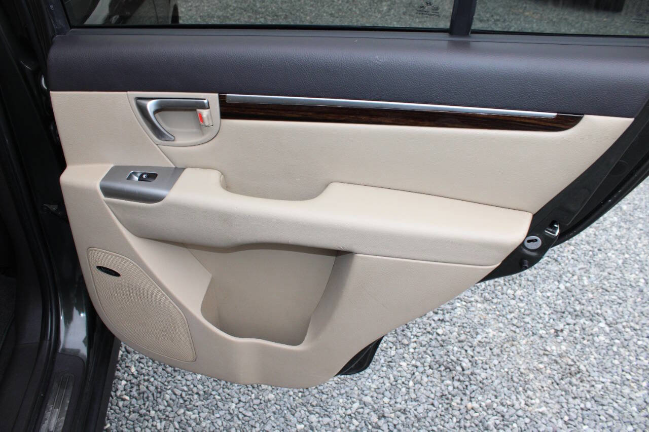 Used 2011 Hyundai Santa Fe Limited image 23