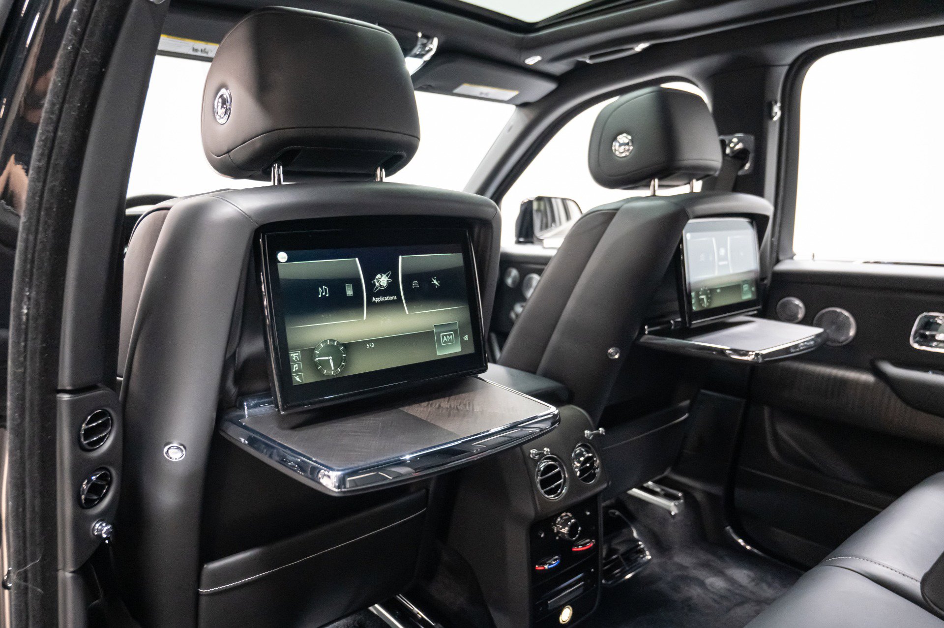 Used 2019 Rolls-Royce Cullinan image 37