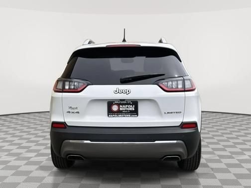 Used 2019 Jeep Cherokee Limited AWD/4WD image 4