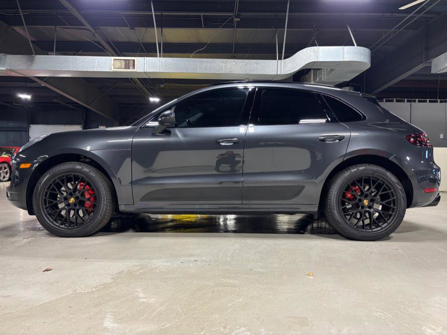Used 2018 Porsche Macan GTS image 1