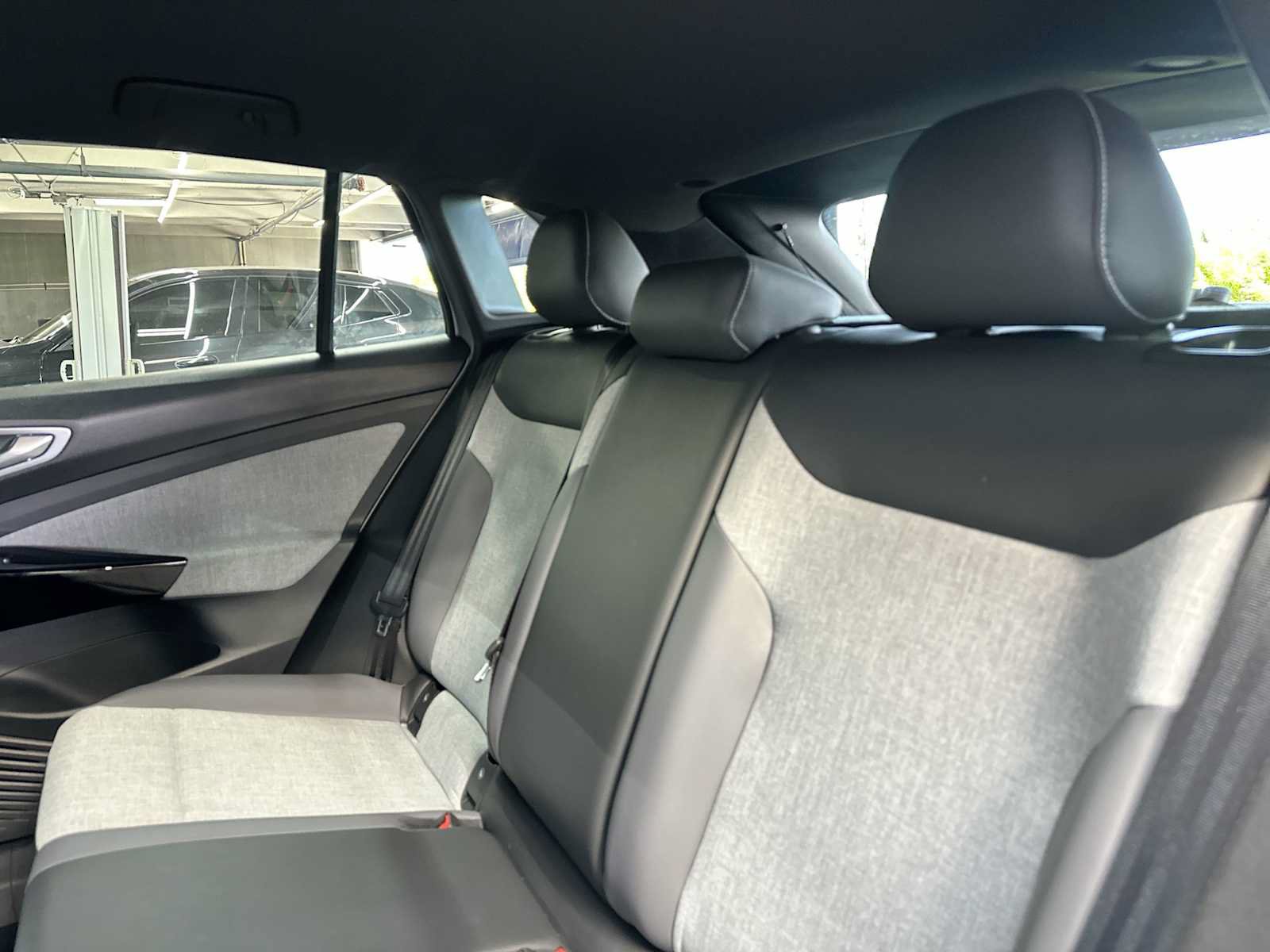 Used 2023 Volkswagen ID.4 Pro RWD image 22