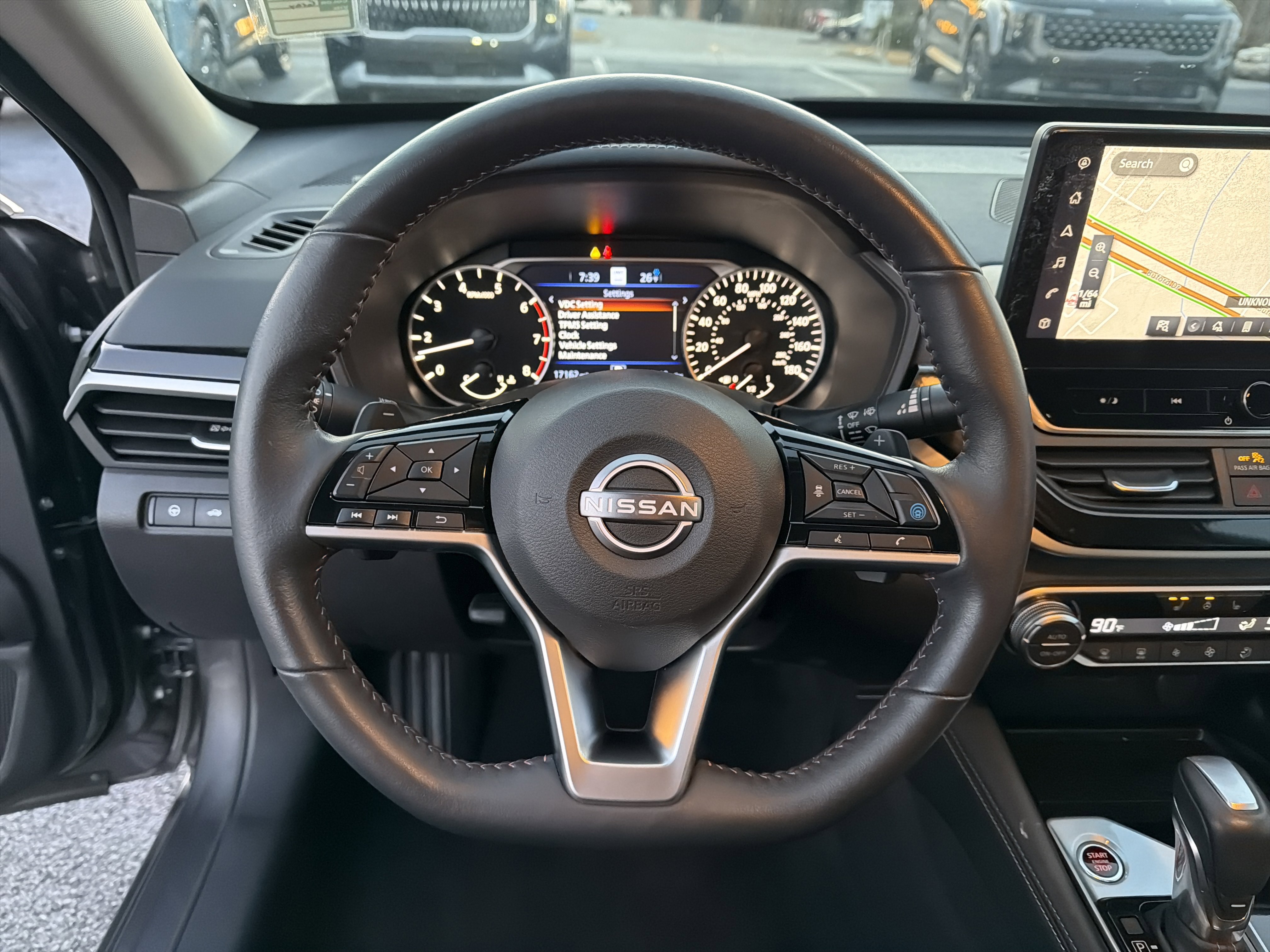 Used 2024 Nissan Altima 2.0 SR image 23