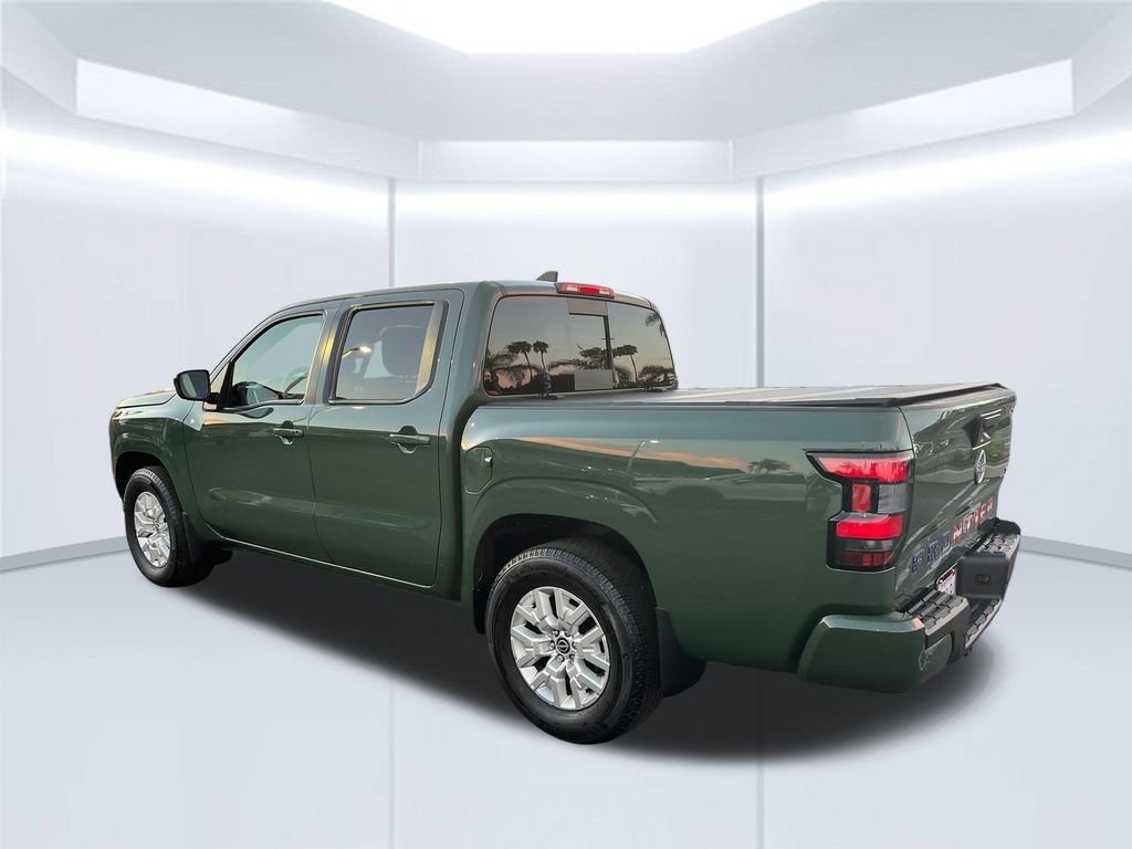 Used 2023 Nissan Frontier SV w/ SV Convenience Package RWD image 3