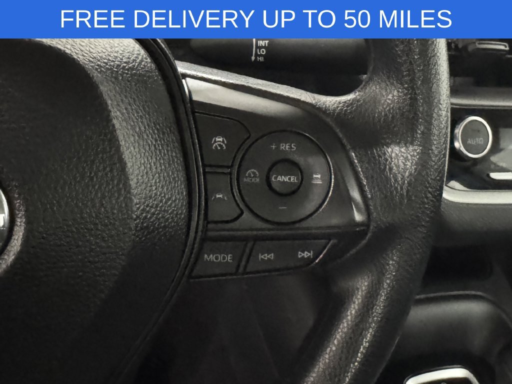 Used 2025 Toyota Corolla LE FWD image 7