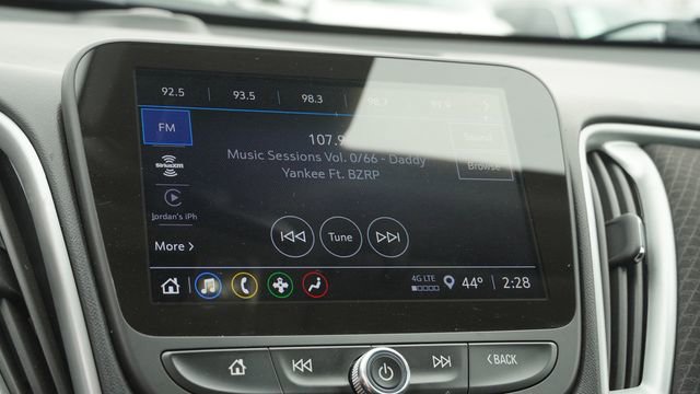 Used 2024 Chevrolet Malibu LT FWD image 21