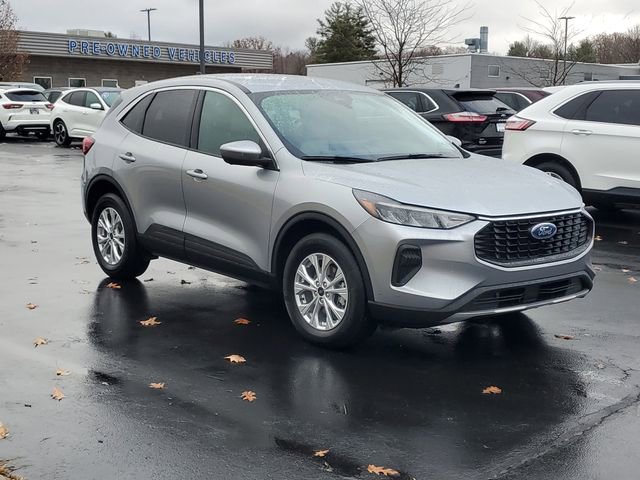 Certified 2023 Ford Escape Active w/ Tech Pack #2 image 2